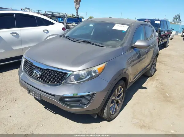 KNDPB3AC9G7809324 2016 KIA SPORTAGE - Image 2