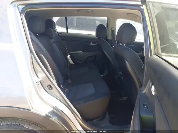 KNDPB3AC9G7809324 2016 KIA SPORTAGE - Image 8