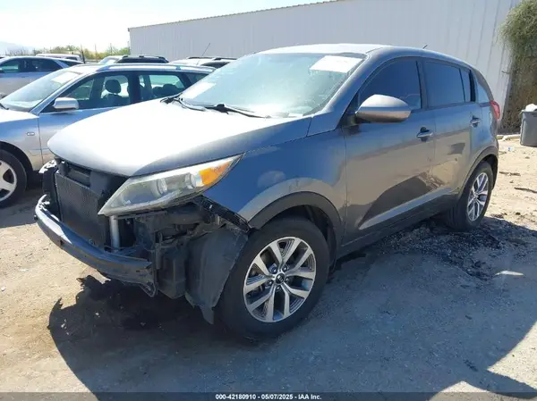 KNDPB3AC9G7810280 2016 KIA SPORTAGE - Image 2