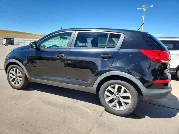 KNDPB3AC9G7810845 2016 KIA SPORTAGE - Image 2
