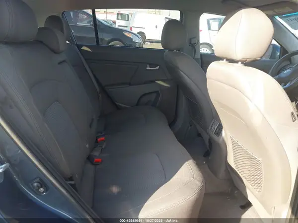 KNDPB3AC9G7811672 2016 KIA SPORTAGE - Image 8