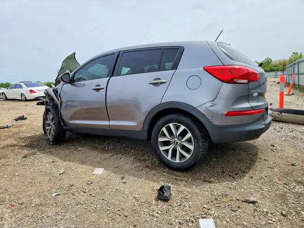 KNDPB3AC9G7812580 2016 KIA SPORTAGE - Image 2