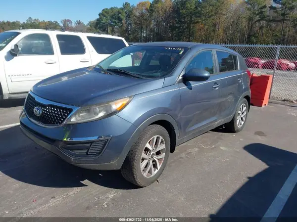 KNDPB3AC9G7830819 2016 KIA SPORTAGE - Image 2
