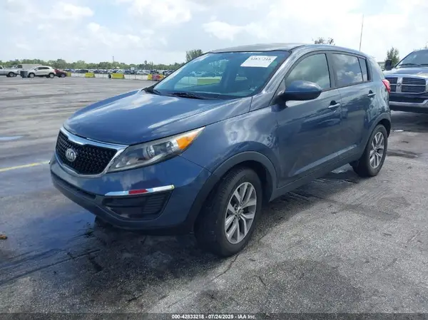 KNDPB3AC9G7833574 2016 KIA SPORTAGE - Image 2