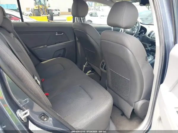 KNDPB3AC9G7833574 2016 KIA SPORTAGE - Image 8