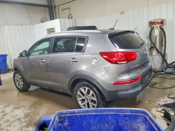 KNDPB3AC9G7844686 2016 KIA SPORTAGE - Image 2
