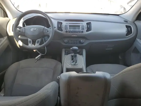 KNDPB3AC9G7847569 2016 KIA SPORTAGE - Image 8