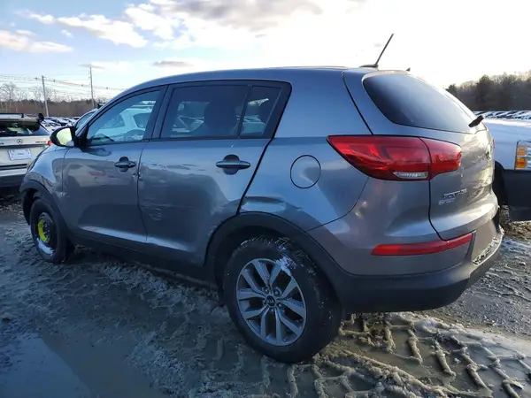 KNDPB3AC9G7855672 2016 KIA SPORTAGE - Image 2