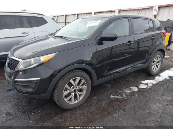 KNDPB3AC9G7857759 2016 KIA SPORTAGE - Image 2
