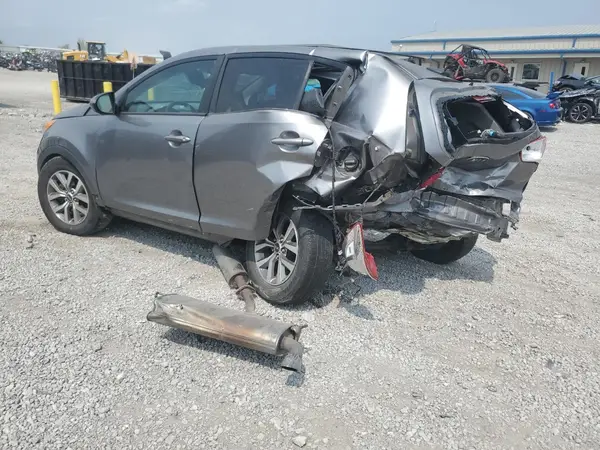 KNDPB3AC9G7864372 2016 KIA SPORTAGE - Image 2