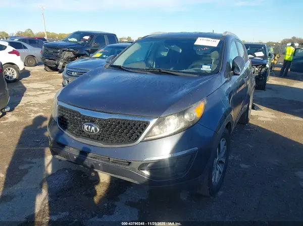 KNDPB3AC9G7868227 2016 KIA SPORTAGE - Image 2