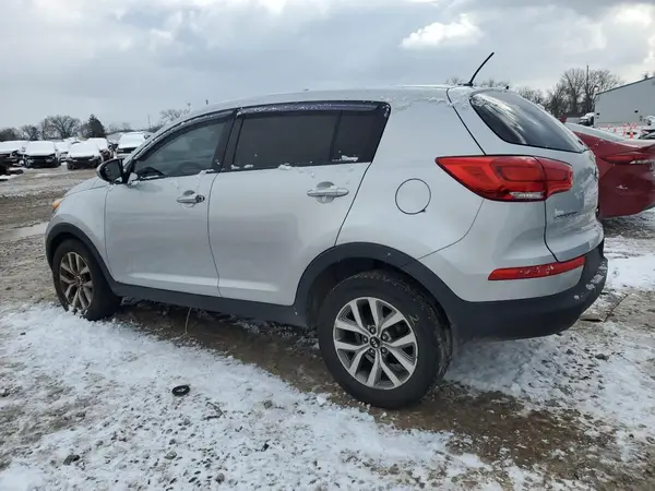 KNDPB3ACXG7804973 2016 KIA SPORTAGE - Image 2