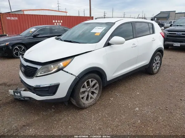 KNDPB3ACXG7809736 2016 KIA SPORTAGE - Image 2