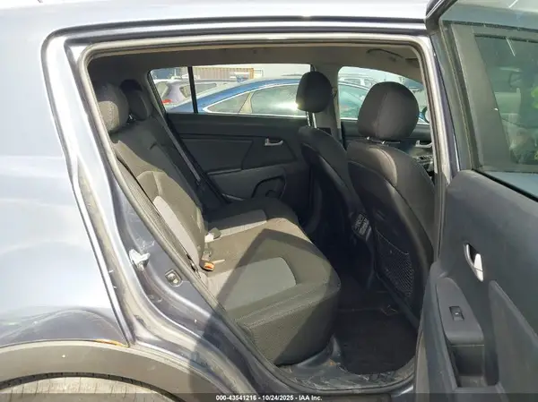 KNDPB3ACXG7820025 2016 KIA SPORTAGE - Image 8