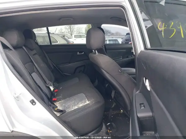 KNDPB3ACXG7836502 2016 KIA SPORTAGE - Image 8