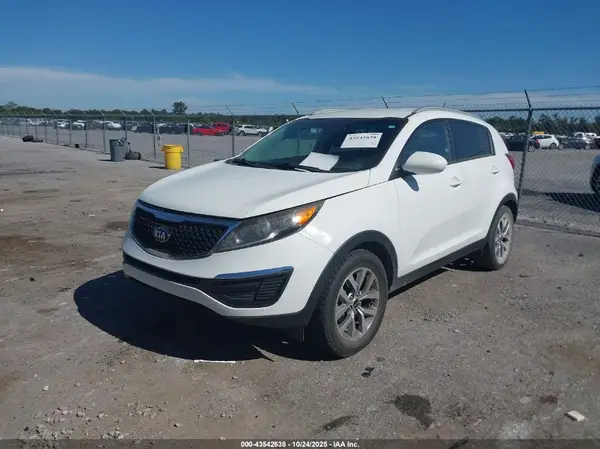 KNDPB3ACXG7847659 2016 KIA SPORTAGE - Image 2