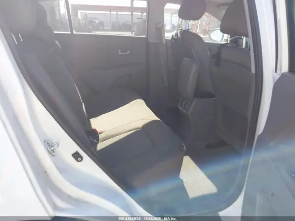 KNDPB3ACXG7847659 2016 KIA SPORTAGE - Image 8