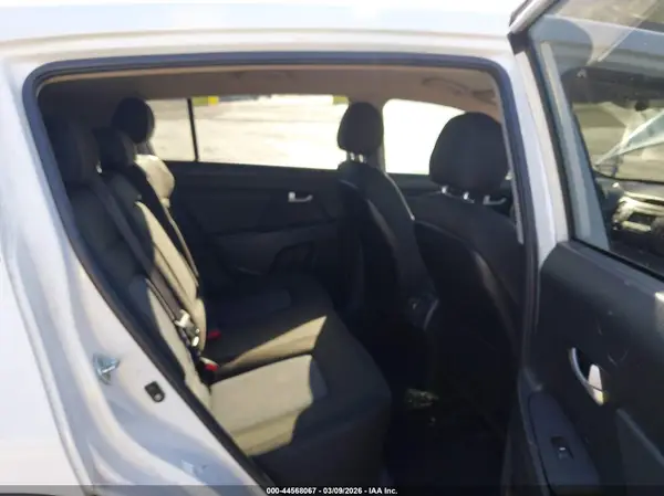 KNDPB3ACXG7853784 2016 KIA SPORTAGE - Image 8