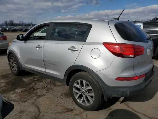 KNDPB3ACXG7864865 2016 KIA SPORTAGE - Image 2