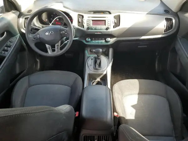 KNDPB3ACXG7865384 2016 KIA SPORTAGE - Image 8