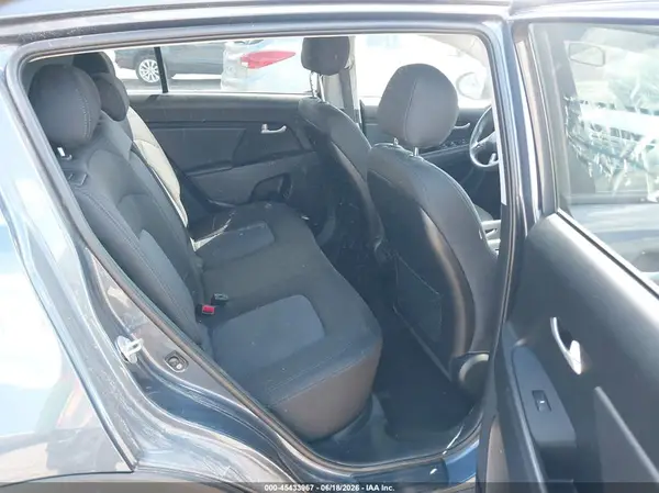 KNDPB3ACXG7868446 2016 KIA SPORTAGE - Image 8