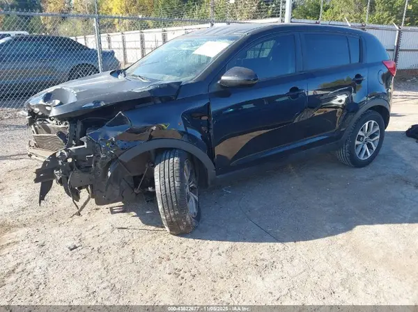 KNDPB3ACXG7877082 2016 KIA SPORTAGE - Image 2