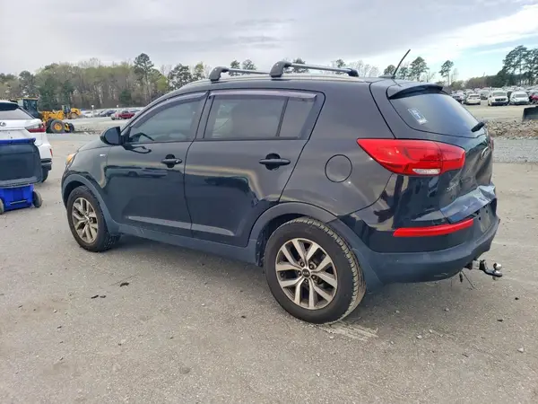 KNDPBCAC0G7799931 2016 KIA SPORTAGE - Image 2