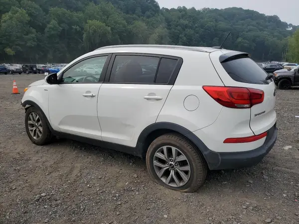 KNDPBCAC0G7802469 2016 KIA SPORTAGE - Image 2