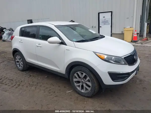 KNDPBCAC0G7803573 2016 KIA SPORTAGE - Image 1