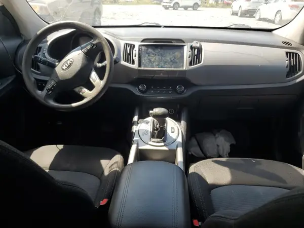 KNDPBCAC0G7805596 2016 KIA SPORTAGE - Image 8