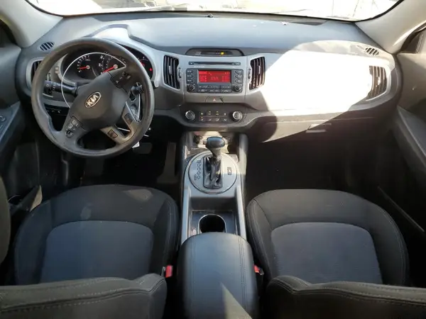 KNDPBCAC0G7826786 2016 KIA SPORTAGE - Image 8