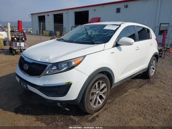 KNDPBCAC0G7826982 2016 KIA SPORTAGE - Image 2