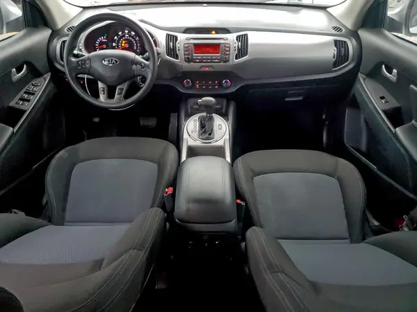 KNDPBCAC0G7835956 2016 KIA SPORTAGE - Image 8
