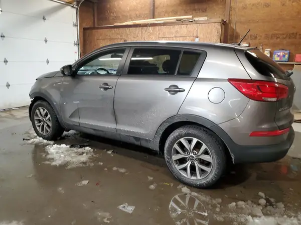 KNDPBCAC0G7836847 2016 KIA SPORTAGE - Image 2