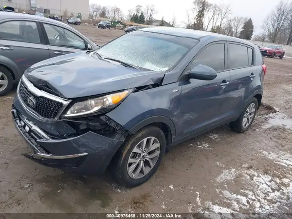 KNDPBCAC0G7836976 2016 KIA SPORTAGE - Image 2