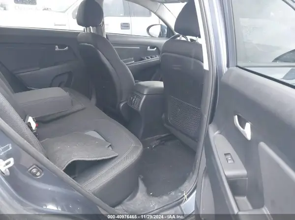 KNDPBCAC0G7836976 2016 KIA SPORTAGE - Image 8