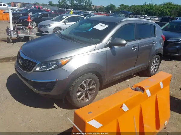 KNDPBCAC0G7845905 2016 KIA SPORTAGE - Image 2