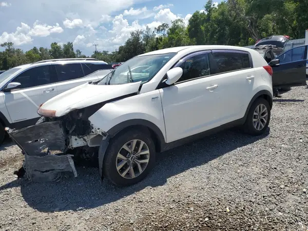 KNDPBCAC0G7847976 2016 KIA SPORTAGE - Image 1
