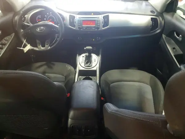 KNDPBCAC0G7851218 2016 KIA SPORTAGE - Image 8
