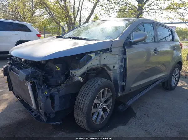 KNDPBCAC0G7854409 2016 KIA SPORTAGE - Image 2