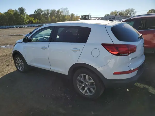 KNDPBCAC0G7854491 2016 KIA SPORTAGE - Image 2