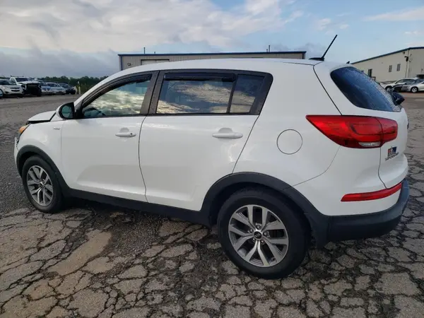 KNDPBCAC0G7856113 2016 KIA SPORTAGE - Image 2