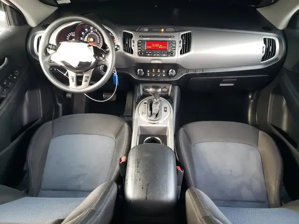 KNDPBCAC0G7856113 2016 KIA SPORTAGE - Image 8