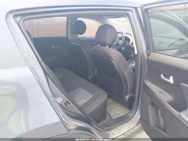 KNDPBCAC0G7865751 2016 KIA SPORTAGE - Image 8