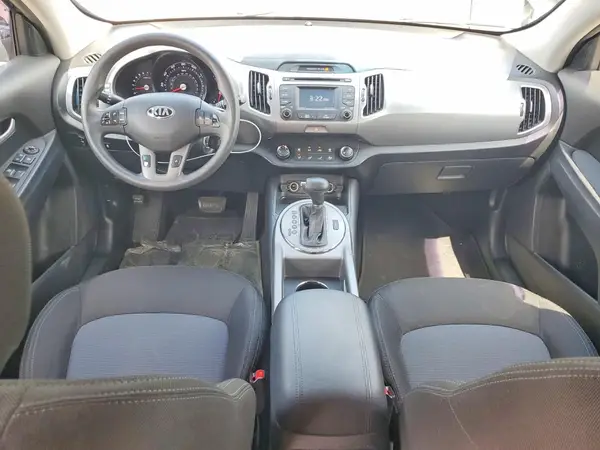 KNDPBCAC0G7869444 2016 KIA SPORTAGE - Image 8