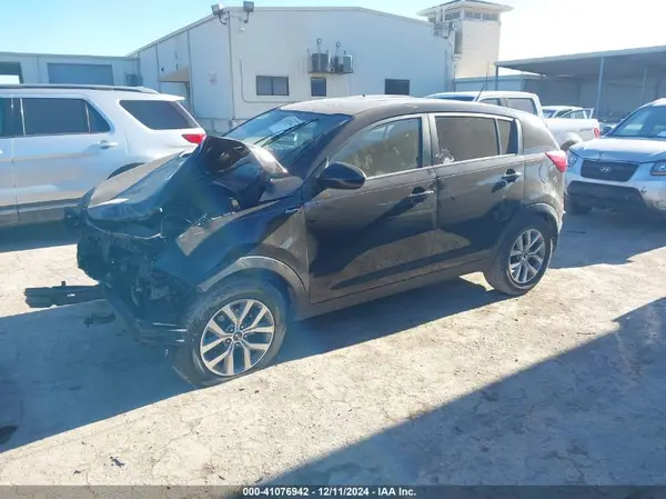 KNDPBCAC0G7870609 2016 KIA SPORTAGE - Image 2