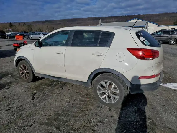 KNDPBCAC0G7870741 2016 KIA SPORTAGE - Image 2