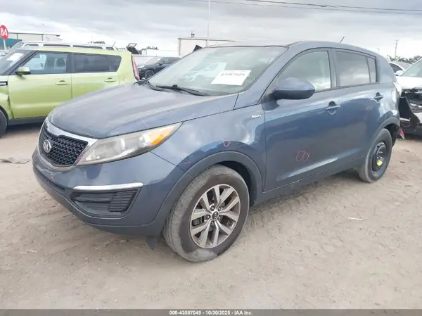 KNDPBCAC0G7871663 2016 KIA SPORTAGE - Image 2