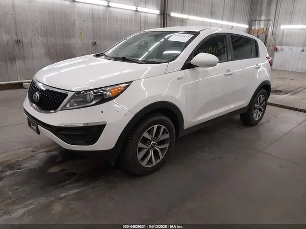 KNDPBCAC0G7878094 2016 KIA SPORTAGE - Image 2