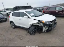 KNDPBCAC0G7878998 2016 KIA SPORTAGE